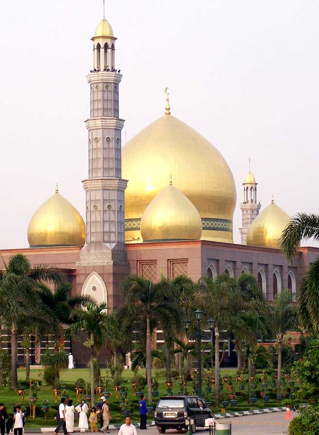 Masjid Kubah Emas Depok 1001malam com