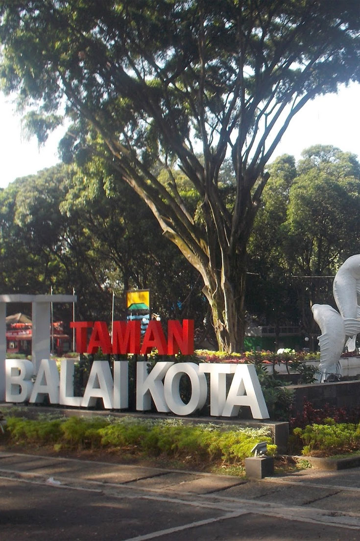 Taman Balai Kota Bandung Bandung 1001malam com