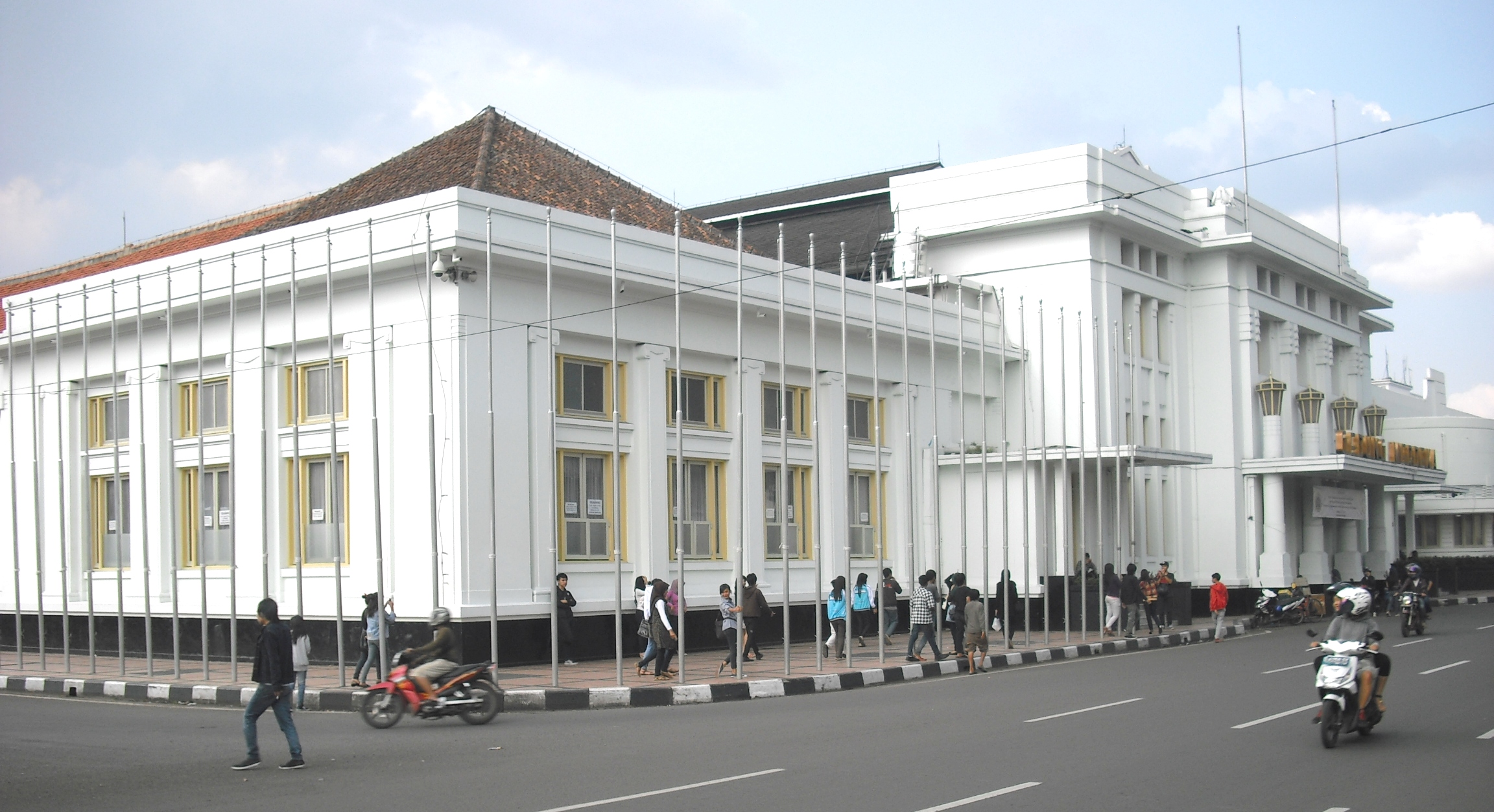 Gambar Gedung Merdeka Bandung Bali - 1001malam.com