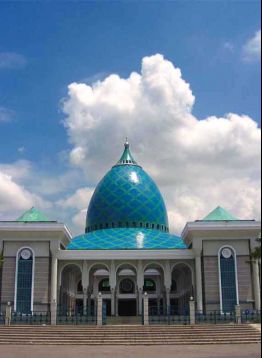 Masjid Al-Akbar