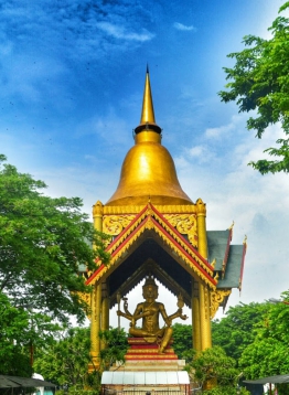 Patung Budha 4 Wajah
