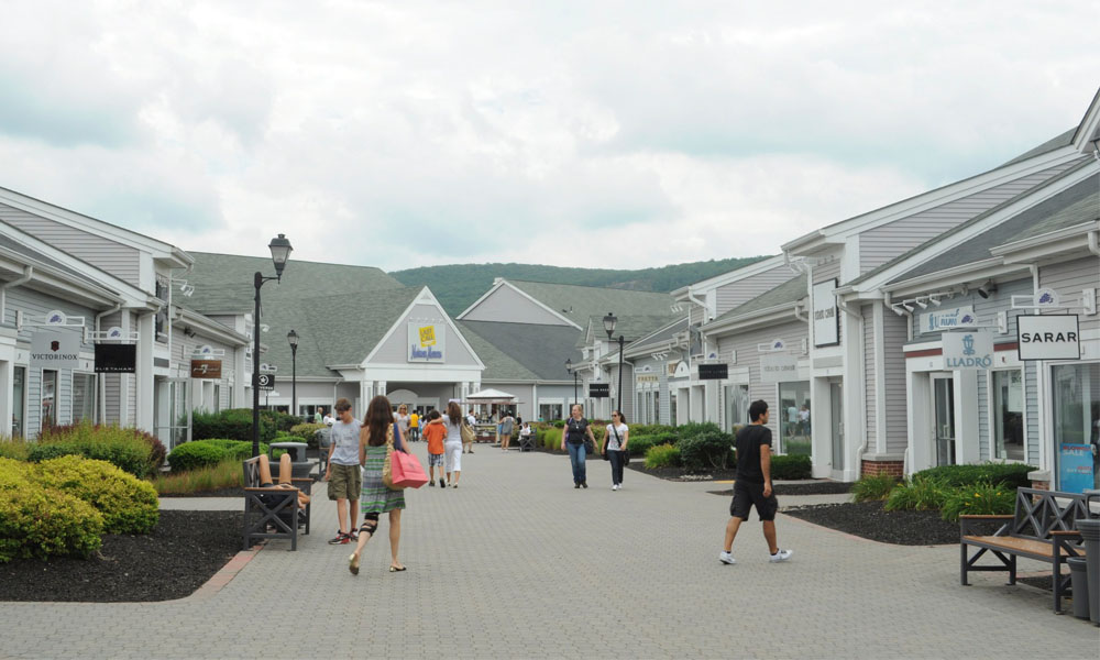 Woodburry Outlet