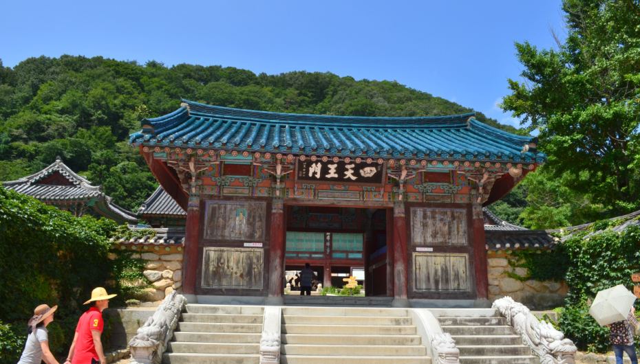 Shinheunsa Temple