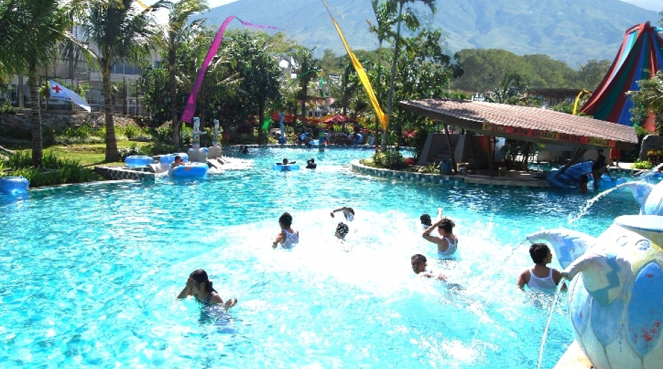 Leisure Pool